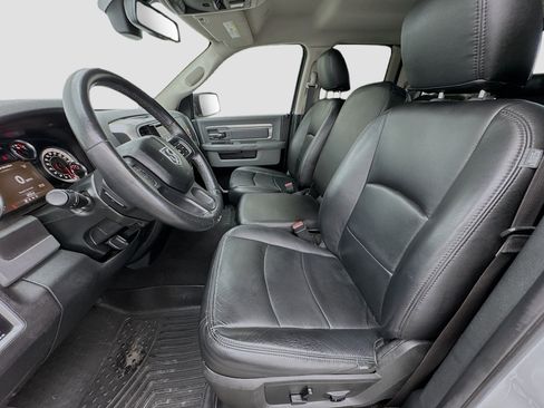 Used 2018 RAM 1500 Big Horn RWD image 13