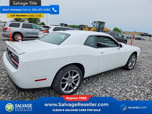 Used 2022 Dodge Challenger GT AWD/4WD image 4