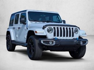 Used 2022 Jeep Wrangler Unlimited Sahara w/ Cold Weather Group AWD/4WD video 3