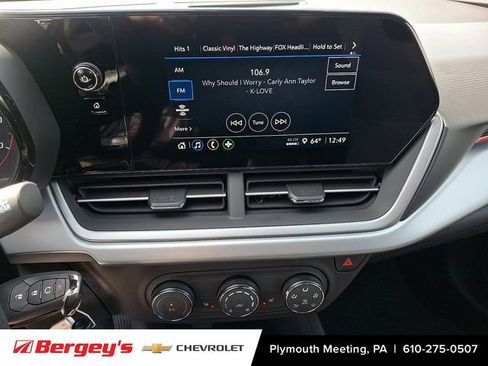 Used 2026 Chevrolet Trax RS image 11