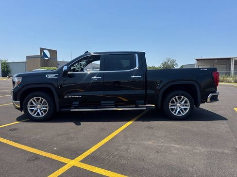 Used 2021 GMC Sierra 1500 SLT AWD/4WD image 3
