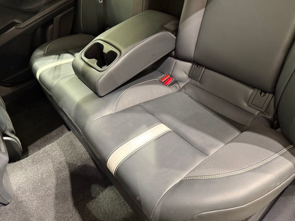 Used 2025 Toyota Camry SE FWD image 18