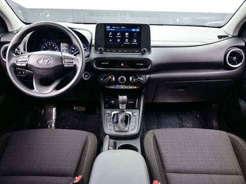 Certified 2023 Hyundai Kona SEL AWD/4WD image 17