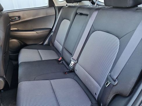 Used 2020 Hyundai Kona SEL w/ Cargo Package image 37