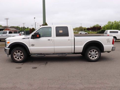 Used 2016 Ford F250 Lariat w/ Lariat Ultimate Package AWD/4WD image 8