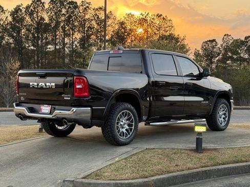 New 2026 RAM 1500 Big Horn AWD/4WD image 7