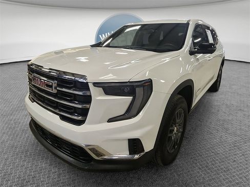 Certified 2025 GMC Acadia Elevation image 8