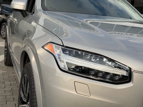 Used 2024 Volvo XC90 B5 Plus w/ Protection Package image 33