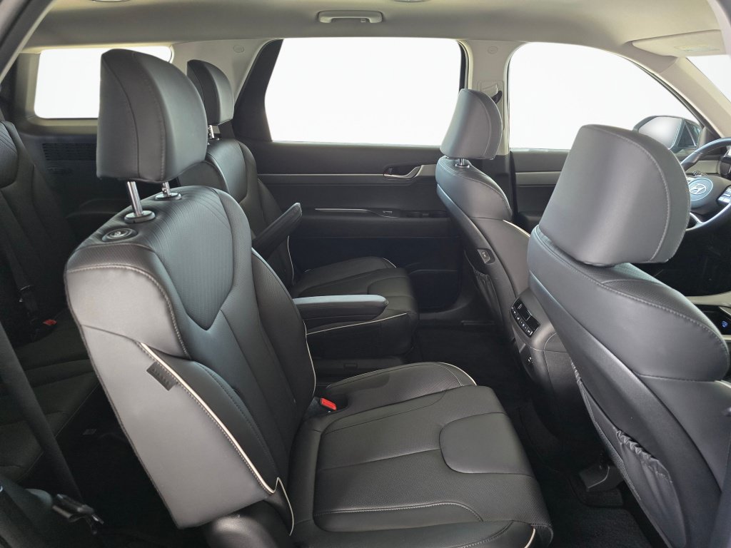 Used 2025 Hyundai Palisade SEL AWD/4WD image 40
