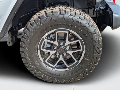 New 2026 Jeep Wrangler Unlimited Rubicon image 10