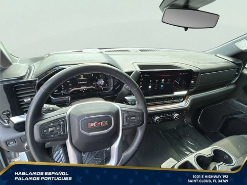 Certified 2025 GMC Sierra 1500 Elevation RWD image 17