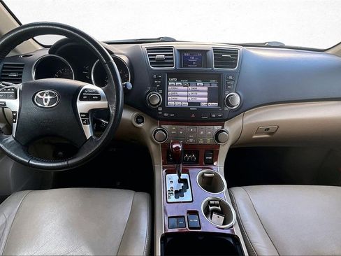 Used 2012 Toyota Highlander Limited image 8