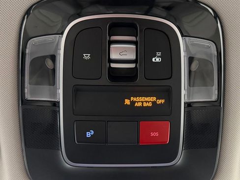 New 2025 Hyundai Sonata Limited image 25