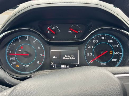 Used 2017 Chevrolet Cruze LT image 12