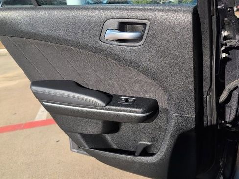 Used 2022 Dodge Charger SXT image 9