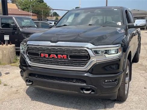 Used 2021 RAM 1500 Limited w/ Body Color Bumper Group image 9