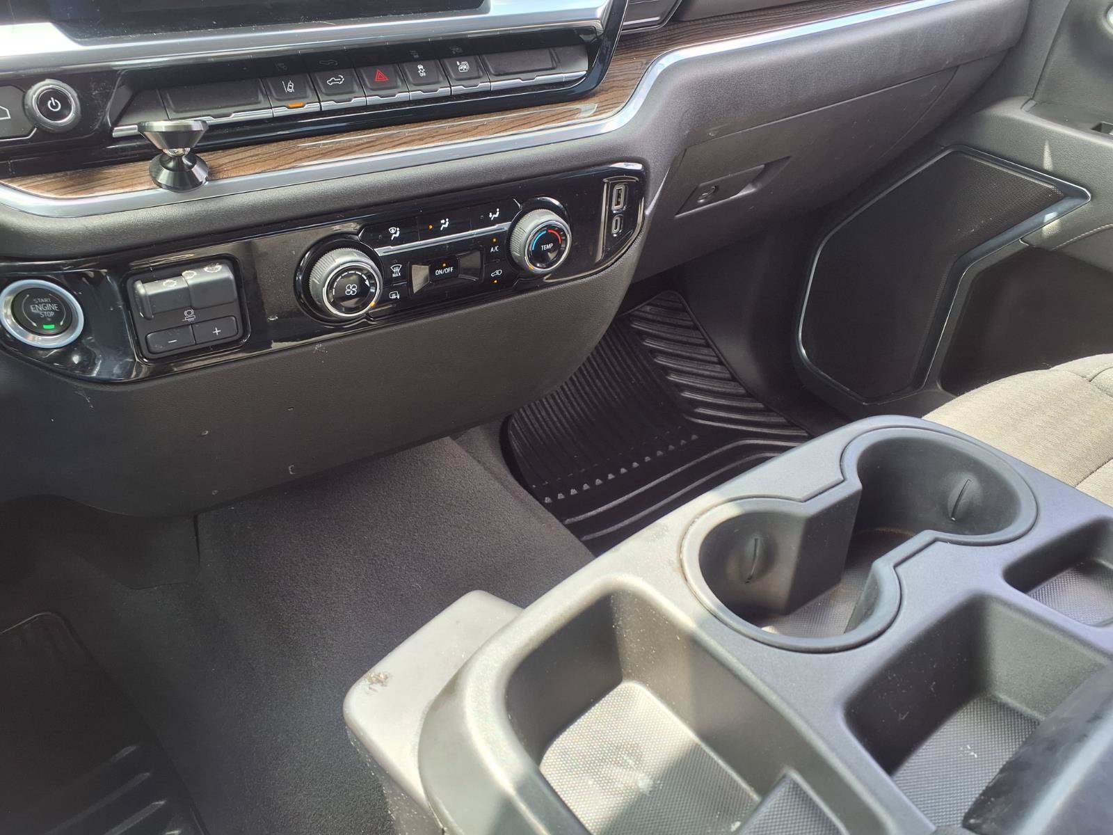 Used 2024 Chevrolet Silverado 2500 LT AWD/4WD image 25