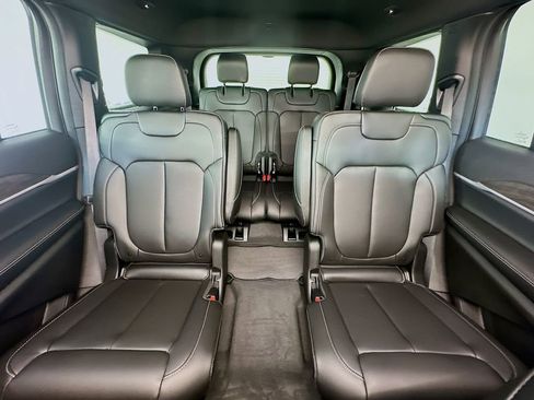 New 2026 Jeep Grand Cherokee L Limited AWD/4WD image 10
