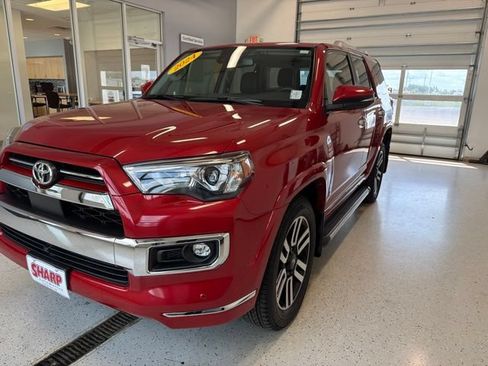 Used 2024 Toyota 4Runner Limited AWD/4WD image 6