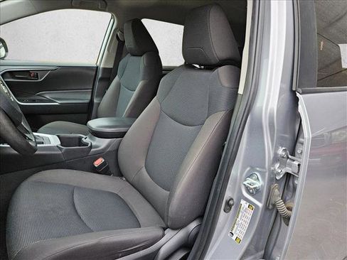 Used 2024 Toyota RAV4 LE image 17