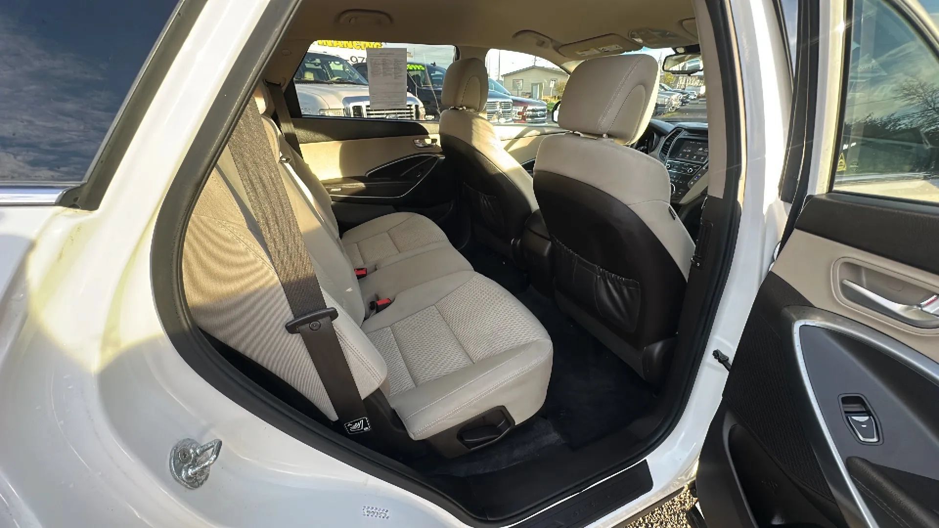 Used 2019 Hyundai Santa Fe XL SE AWD/4WD image 12