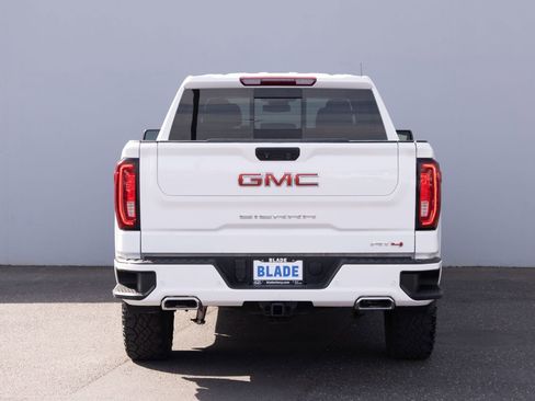 Used 2023 GMC Sierra 1500 AT4 w/ AT4 Preferred Package AWD/4WD image 26
