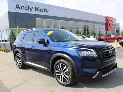 Certified 2025 Nissan Pathfinder Platinum