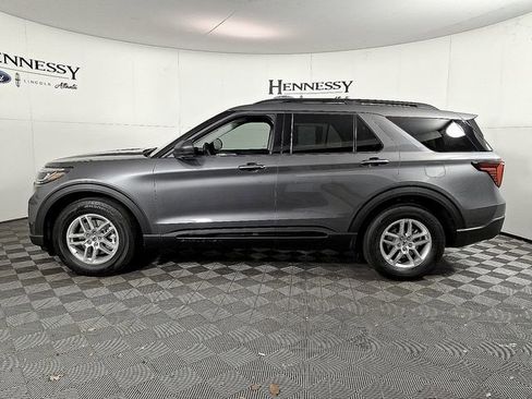 Used 2026 Ford Explorer Active w/ Active Comfort Package RWD image 7