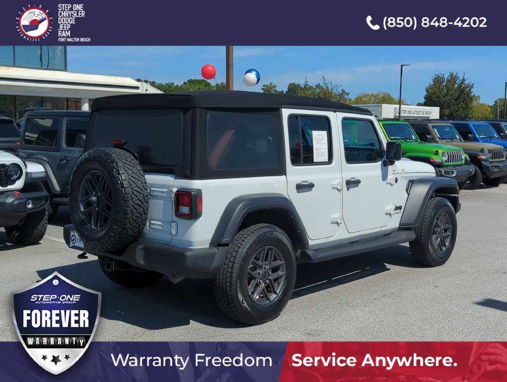 Used 2024 Jeep Wrangler Unlimited Sport AWD/4WD image 6