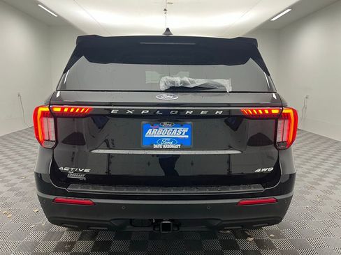 New 2026 Ford Explorer Active image 9
