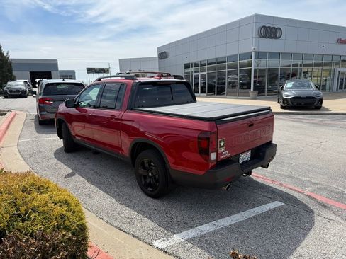 Used 2025 Honda Ridgeline Black Edition image 6