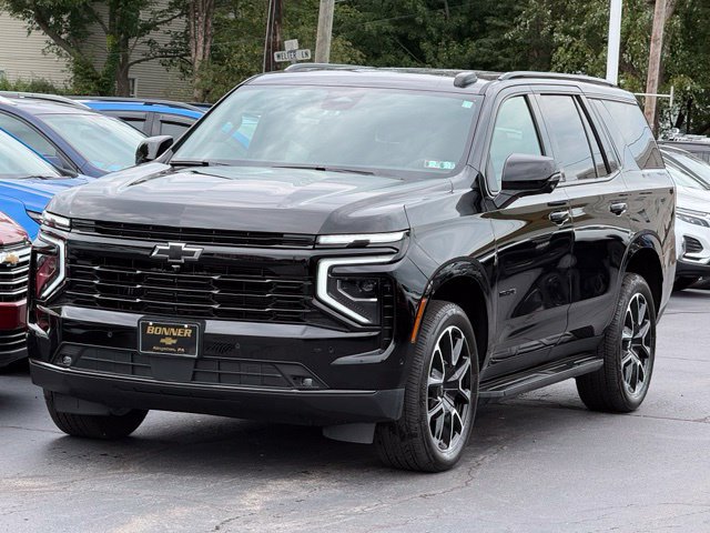 Used 2026 Chevrolet Tahoe RST w/ Comfort Package AWD/4WD image 3