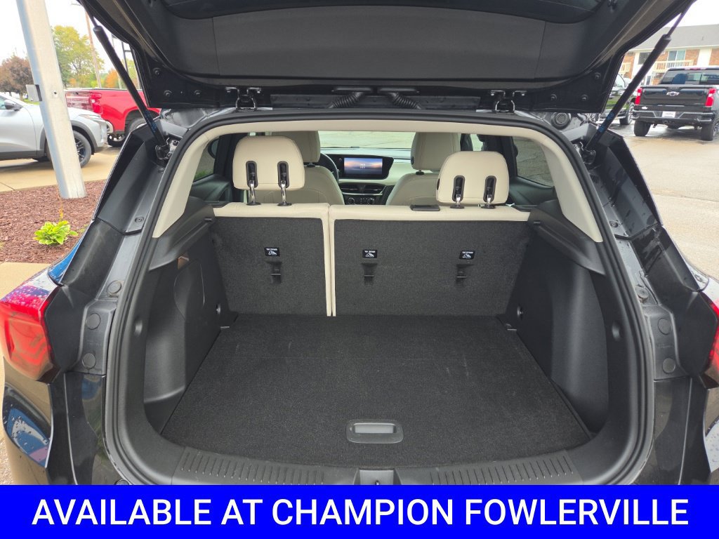 Used 2024 Buick Encore GX Sport Touring w/ Advanced Technology Package AWD/4WD image 17