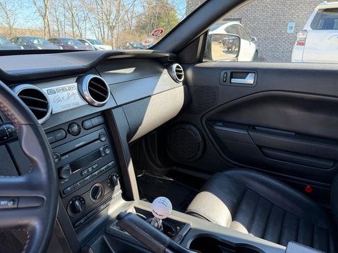 Used 2007 Ford Mustang Shelby GT500 image 13