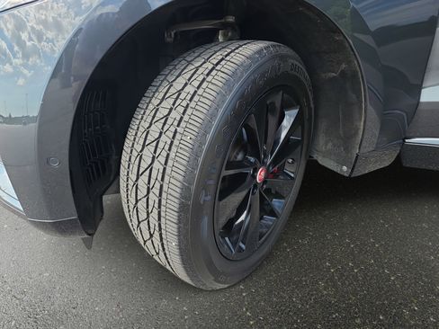 Used 2021 Jaguar F-PACE S AWD/4WD image 33