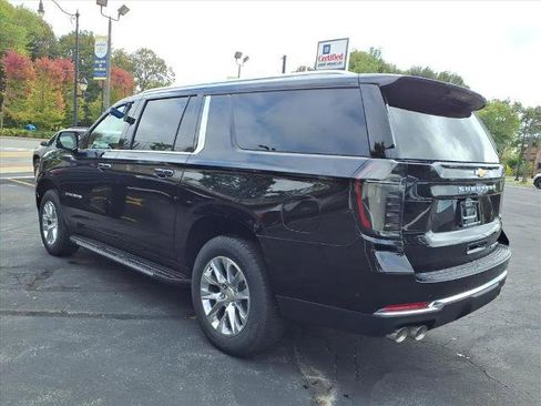 New 2026 Chevrolet Suburban Premier w/ Sun And Tow Package image 5