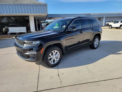 Used 2023 Jeep Grand Cherokee Limited w/ Trailer Tow Prep Group (B) RWD image 1