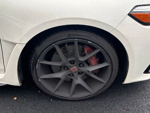 Used 2023 Honda Civic Type R image 13