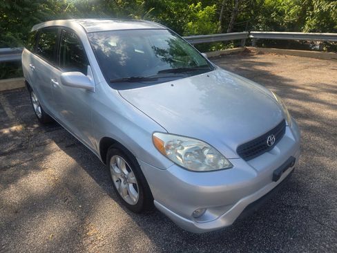 Used 2007 Toyota Matrix XR FWD image 14