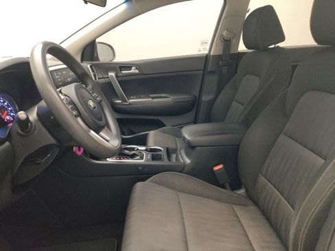 Used 2022 Kia Sportage LX FWD image 17