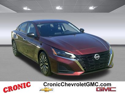 Used 2025 Nissan Altima 2.5 SV