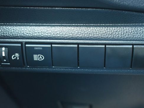 Used 2024 Toyota Corolla LE image 27