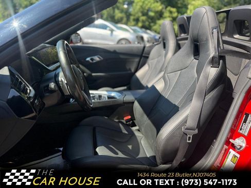 Used 2020 BMW Z4 sDrive30i w/ M Sport Package RWD image 18