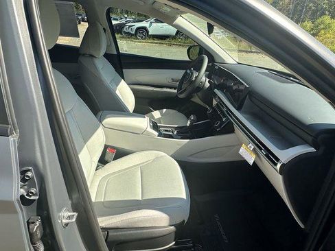 New 2025 Hyundai Tucson SEL image 13