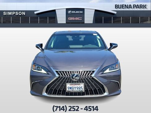 Used 2023 Lexus ES 250 w/ Premium Package AWD/4WD image 3