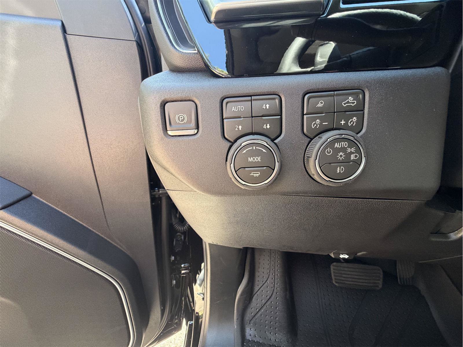 New 2026 Chevrolet Silverado 1500 RST w/ Safety Package AWD/4WD image 37