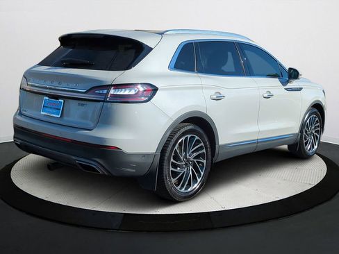 Used 2020 Lincoln Nautilus Reserve image 3