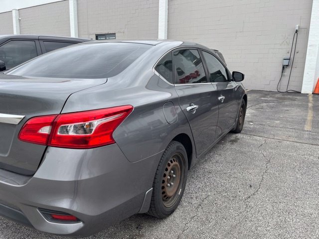 Used 2016 Nissan Sentra S FWD image 7
