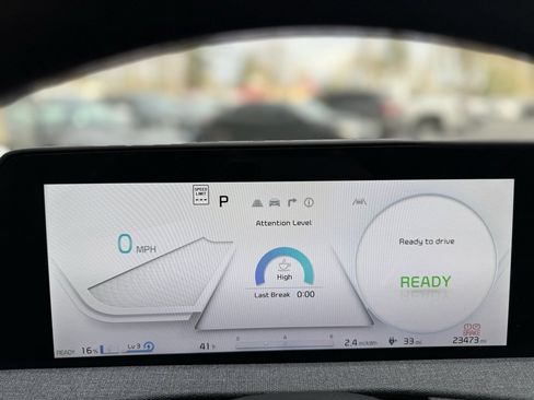 Used 2024 Kia EV6 Wind image 27