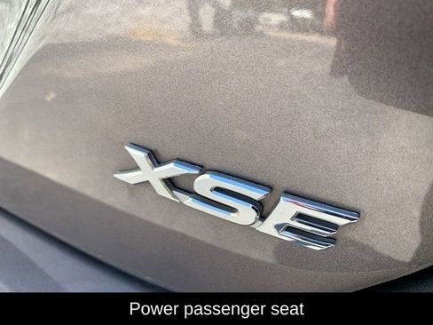 Used 2023 Toyota Camry XSE FWD image 18